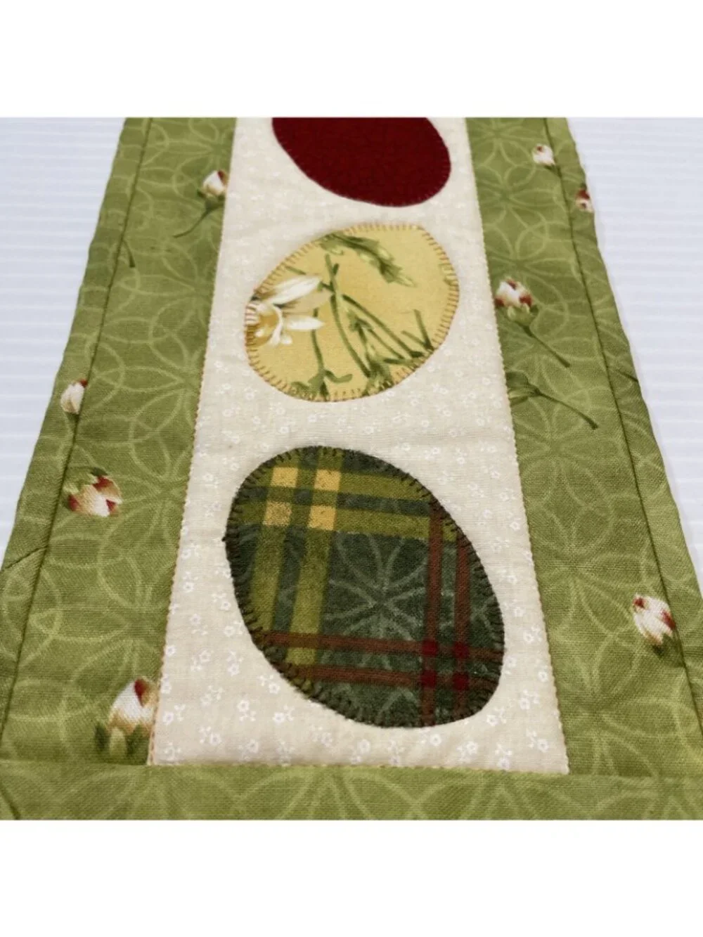 Hand Made Needlepoint Quilted Wall Hanging Easter Eggs Sampler 5.5